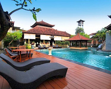 Bakung Beach Resort Bali zwembad