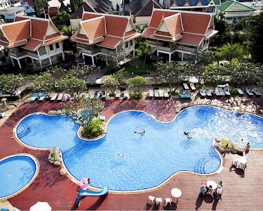 Cha-Am Methavalai Hotel zwembad