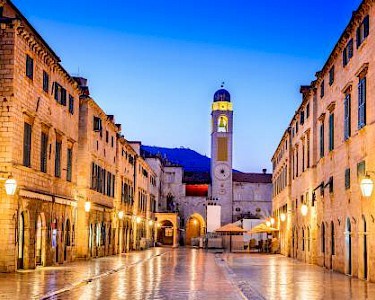Dubrovnik in de avond
