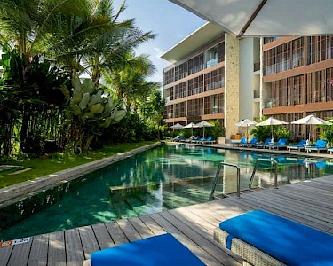 Wyndham Tamansari Jivva Resort zwembad