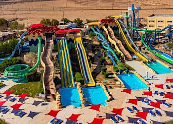 Titanic Aqua Park Resort Egypte glijbanen bovenaf