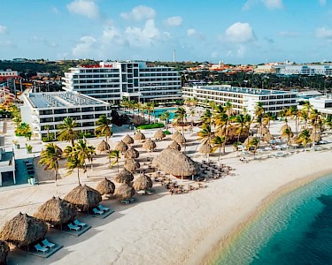 Corendon Mangrove Beach Resort hotel en strand