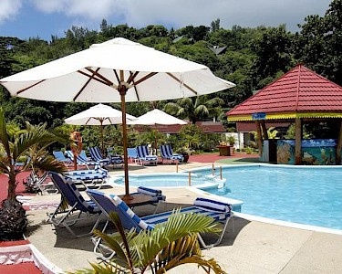 Berjaya Praslin Resort zwembad