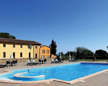 Il Borgo Di Montereggi zwembad