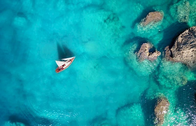 Malediven bootje bovenaf