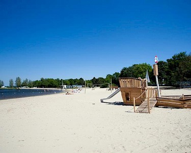 Droompark Bad Hoophuizen strand