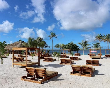 TIME TO SMILE Chogogo Dive & Beach Resort Bonaire strand