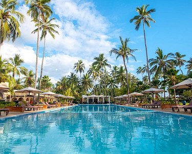 TUI BLUE Bahari Zanzibar zwembad