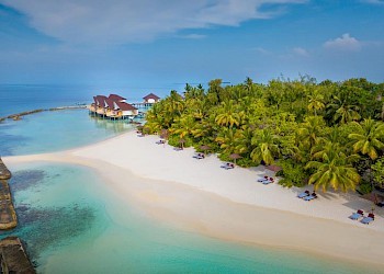 Ellaidhoo Maldives by Cinnamom zee