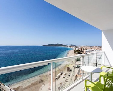 The Ibiza TwIIns balkon