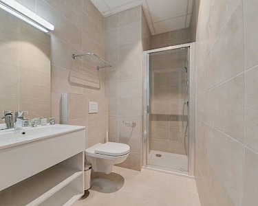 Holiday Suites Nieuwpoort badkamer
