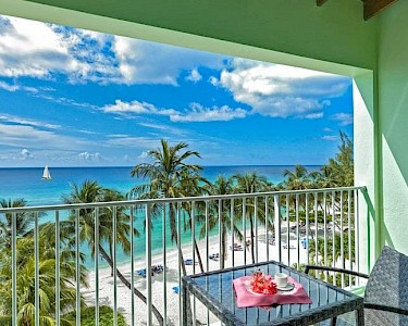 Coconut Court Beach Resort balkon