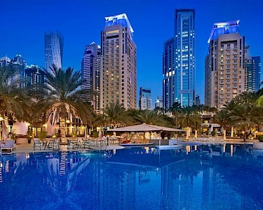 Habtoor Grand Resort Dubai zwembad
