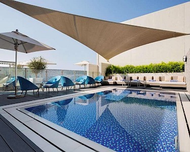 Zwembad Novotel Bur Dubai