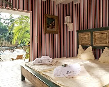 Tropical Islands Resort slaapkamer lodge