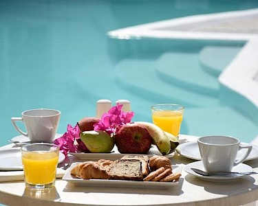 Arion Bay Santorini ontbijt