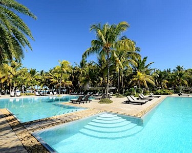 The Ravenala Attitude Mauritius zwembad