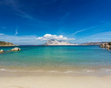 Resort Grande Baia Sardinië zee