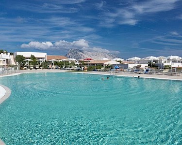 Resort Grande Baia Sardinië zwembad