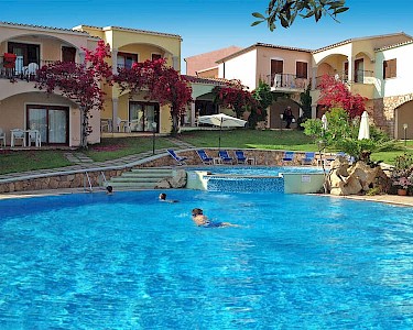 Residence Badus Sardinië zwembad