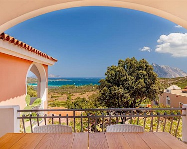 Lu Nibareddu Residence Sardinië uitzicht