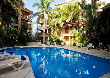 El Tukan Beach Club zwembad