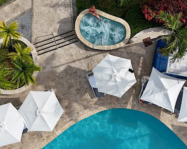 Courtyard by Marriott Aruba Resort bubbelbad van bovenaf genomen