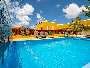 Bonaire Fun &amp; Tropicana zwembad