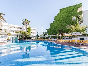 BLUESEA Club Martha&#039;s zwembad tuin