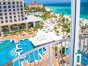 RIU Palace Aruba uitzicht balkon