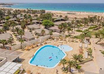 Oasis Belorizonte Kaapverdië bovenaf