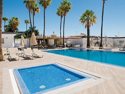 TUI TIME TO SMILE Sunny Village Gran Canaria zwembad