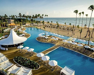 TUI SENSATORI Resort Punta Cana zwembad en strand