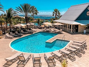 LionsDive Beach Resort Curaçao zwembad