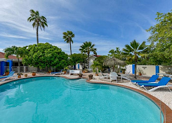 Hacienda Wayaca Aruba zwembad