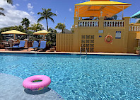 Amsterdam Manor Beach Resort zwembad zwemband