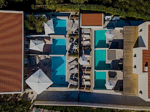 Bungalows & Appartementen Zante Flower Deluxe Zakynthos droneshot