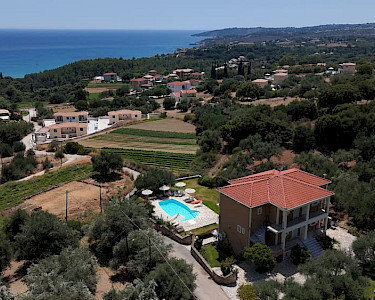 Appartementen Star Kefalonia met zee in de verte