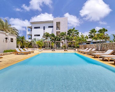 Senses Boutique Hotel & Apartments zwembad