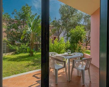 Residence I Mirti Bianchi Sardinië terras