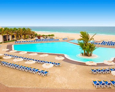 VOI Praia De Chaves Resort Kaapverdië zwembad met uitzicht