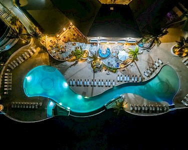 Oyster Bay Beach Resort Sint Maarten zwembad