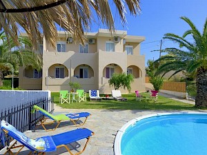 Huize Erato Kreta tuin