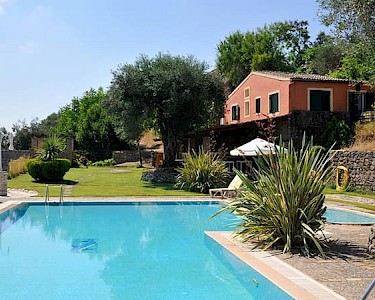 Fundana Villas Corfu zwembad