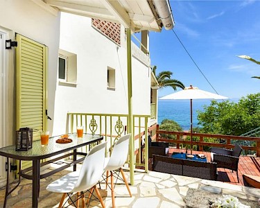 Huize Athina Corfu zitjes