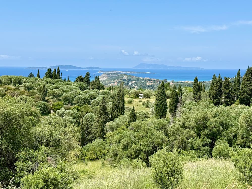 Corfu groen eiland mooi uitzicht op de natuur en de zee