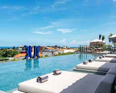 TUI BLUE Berawa Bali uitzicht bij zwembad