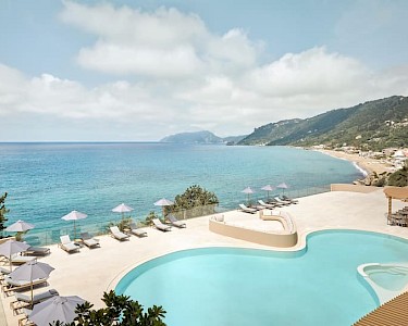 Alkyna Lifestyle Beach Resort Corfu uitzicht op zee