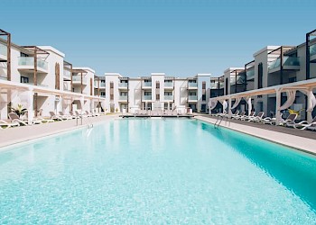 Halos Casa Resort Kaapverdië zwembad