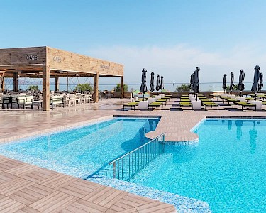 Appartementen Eanthia Beach Kreta zwembad met uitzicht
